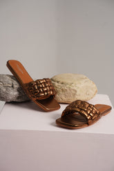 Xai Bronze